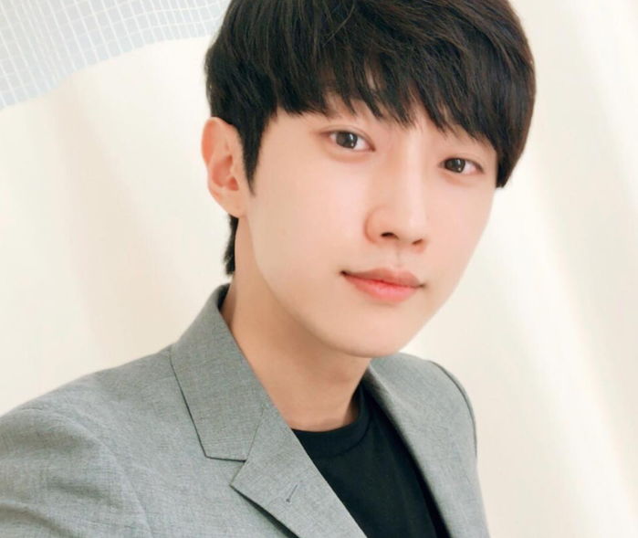 진영 “B1A4는 팬들 것, 몇년 후에라도 B1A4로 돌아오겠다”