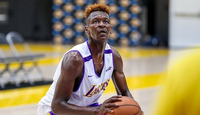 뛰어난 실력으로 ‘18살’에 NBA 드래프트 된 농구 천재의 피지컬