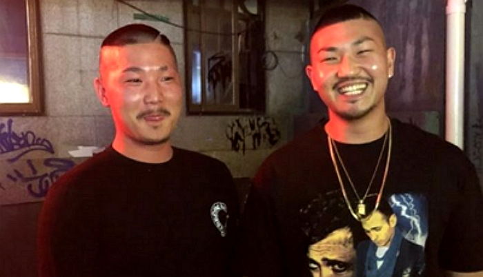 “죽을 뻔^^”…자신과 똑닮은 ‘도플갱어’ 만난 래퍼 던밀스가 남긴 후기