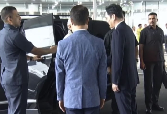 문재인 대통령 보자마자 90도 ‘폴더 인사’한 삼성 이재용 부회장