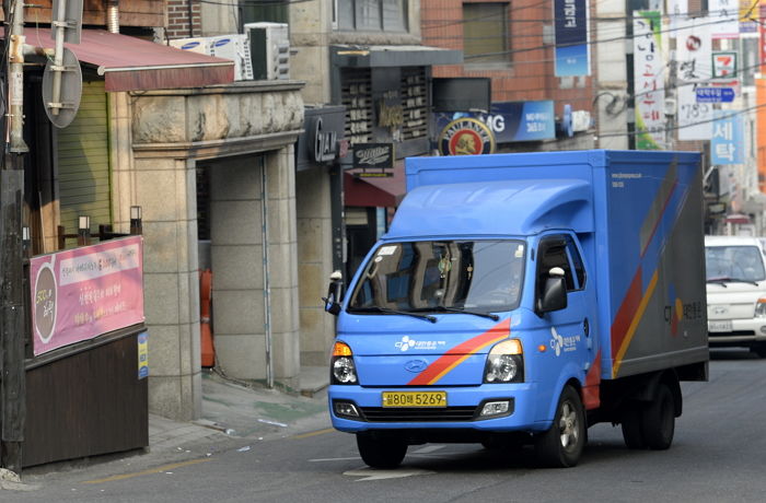 “CJ택배 상자에 ‘★’이나 ‘♥’있으면 늦게 배송될 수 있습니다”