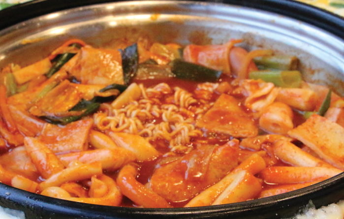 선불 결제했는데 “먹튀했다”며 손님 얼굴·신상 공개한 떡볶이집