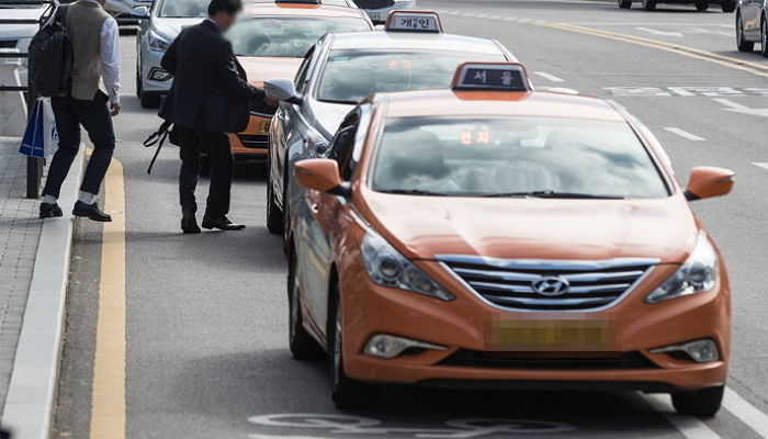 “서울시 택시 기본요금 최고 25% 오른다”