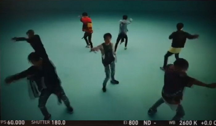 “YG 보물상자 오픈”…양현석이 직접 공개한 ‘아이콘’ 신곡 뮤직비디오 스포 영상