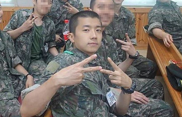 스무살 ‘동기’들과 있어도 어색함 전혀 없는 ‘군인’ 장우영 근황