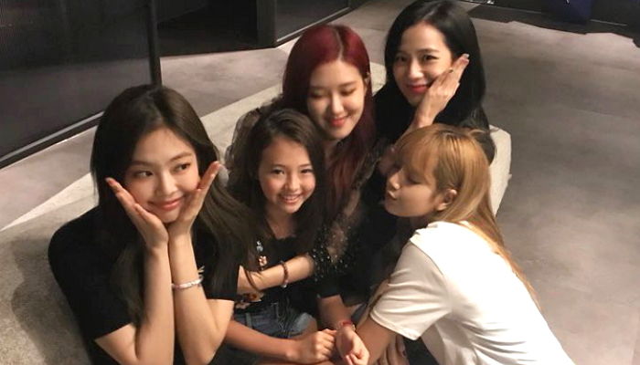 YG 들어가 블랙핑크 언니들 만난 ‘제니 닮은 꼴’ 키즈모델 엘라