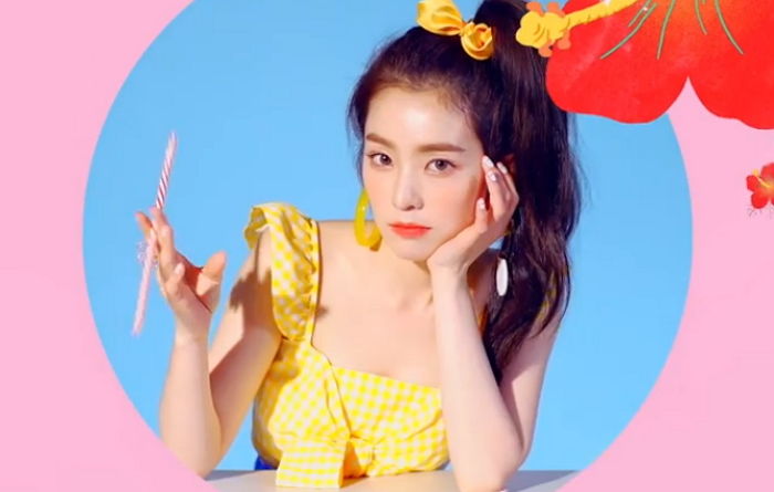상큼 터지는 ‘인형 미모’ 내세우며 팬들에게 최면 거는 아이린