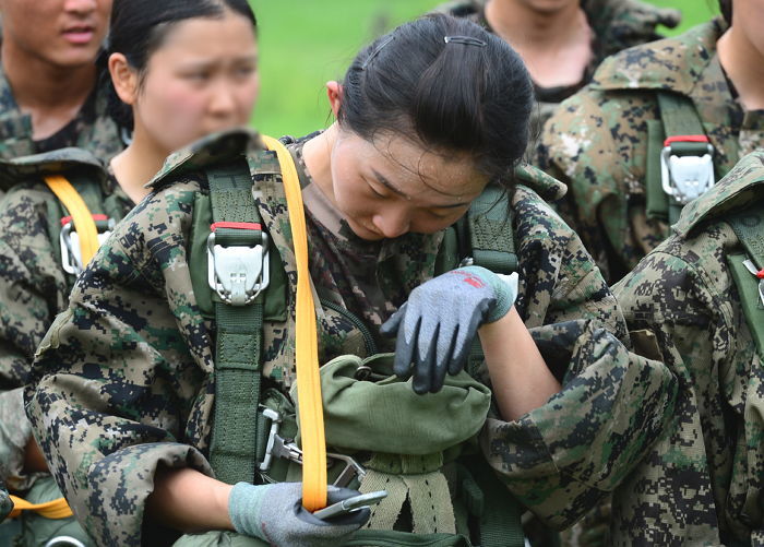 육군, 앞으로 35도 이상 폭염 때 야외훈련 안 한다