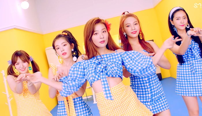 “미모 미쳤다” 방금 공개된 레드벨벳 신곡 ‘파워업’ 뮤직비디오