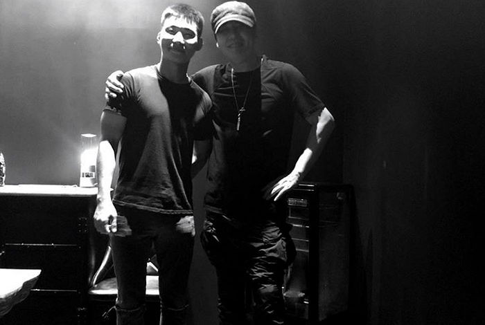 휴가 나와 양현석 옆에서 늠름한 ‘군인 포스’ 풍기는 빅뱅 대성