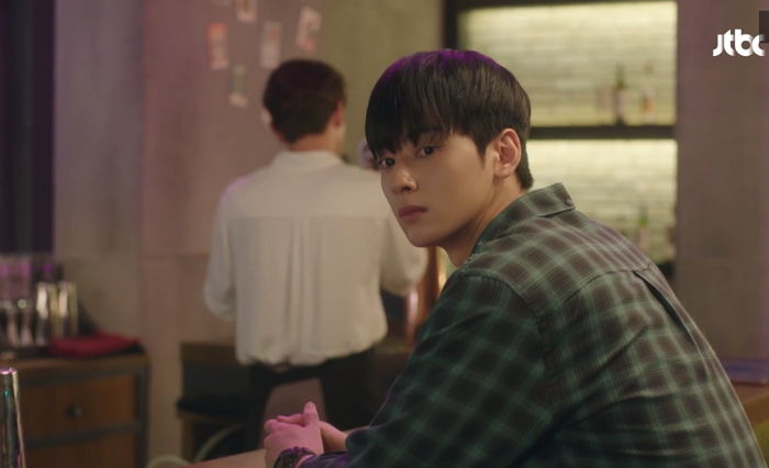 다른 남자와 친하게 지내는 강미래에 ‘질투 폭발’해 레이저 눈빛 쏘는 차은우