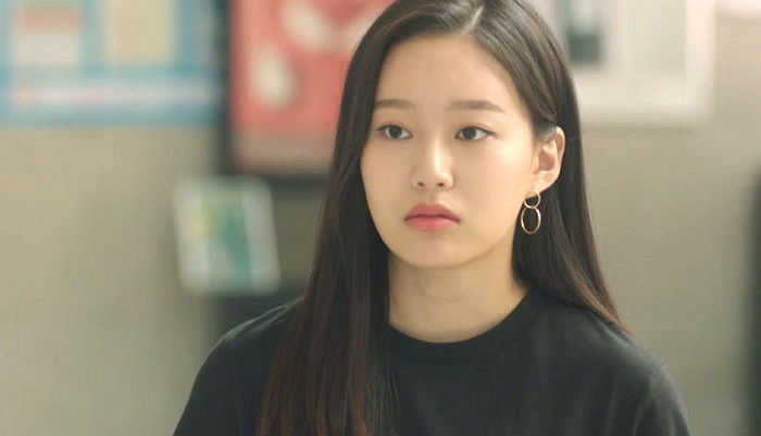 ‘강남미인’서 걸크러쉬 넘치는 미모로 ‘덕후몰이’중인 과대 언니