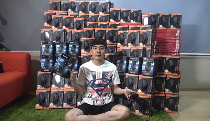 경품 들이부어 구독자 ‘80만’ 회복했다가 ‘부모욕’ 논란에 다시 떨어진 로이조