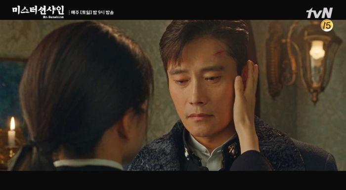 김태리 따뜻한 ‘쓰담쓰담’ 위로에 참아왔던 눈물 쏟아낸 ‘미스터 션샤인’ 이병헌