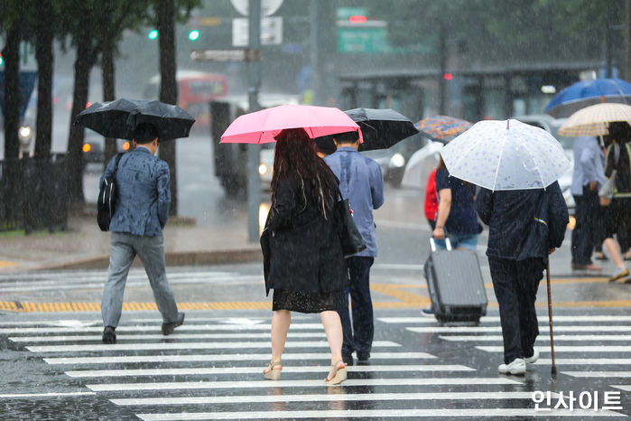 태풍 온다는 기사에 ‘교장 선생님’ 태그한 학생이 남긴 귀여운 부탁