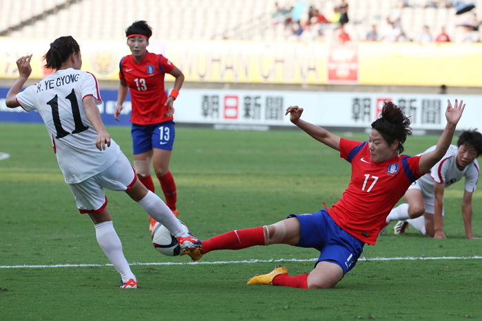 “이현영 5골 폭발”···12골 몰아친 한국 여자축구 ‘3승’으로 8강 진출