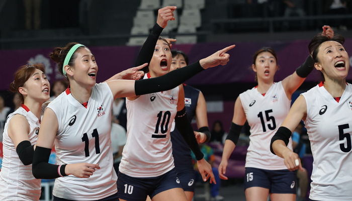 아시안게임서 오심한 심판에 동생들과 함께 ‘식빵’ 찾은(?) 김연경