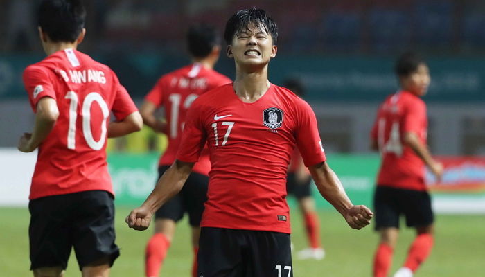 경기 끝나고 축구협회 인스타에 ‘형아’ 황의조 ‘찬양 댓글’ 단 이승우