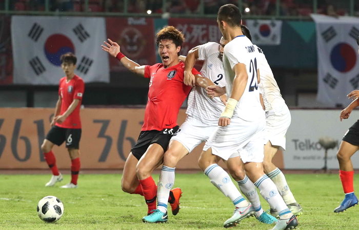 아시안게임 ‘4-3’ 대역전승으로 재평가 받고 있는 ‘명장’ 본프레레 인터뷰