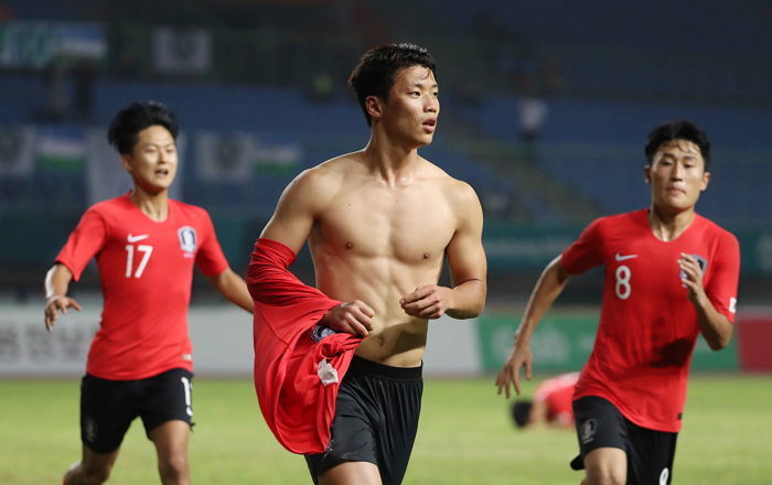 베트남전 내내 쉬지 않고 뛰어 ‘경기력 논란’ 잠재운 황희찬