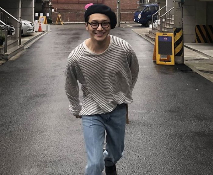 덥수룩한 수염 밀고 ‘소년미’ 폭발시킨 ‘미션’ 변요한X유연석