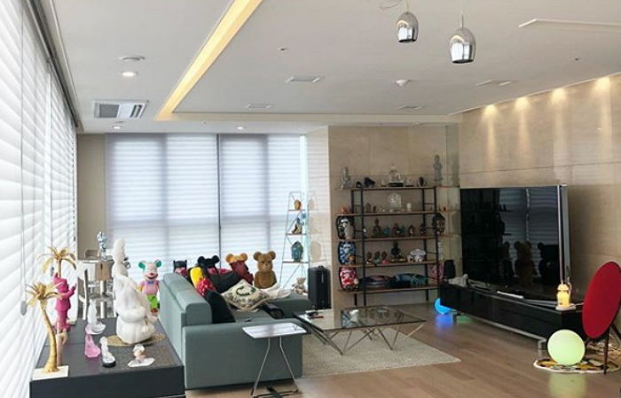 팬들 계속 찾아오자 초호화 ‘펜트하우스’ 정리하고 미국으로 떠나는 도끼