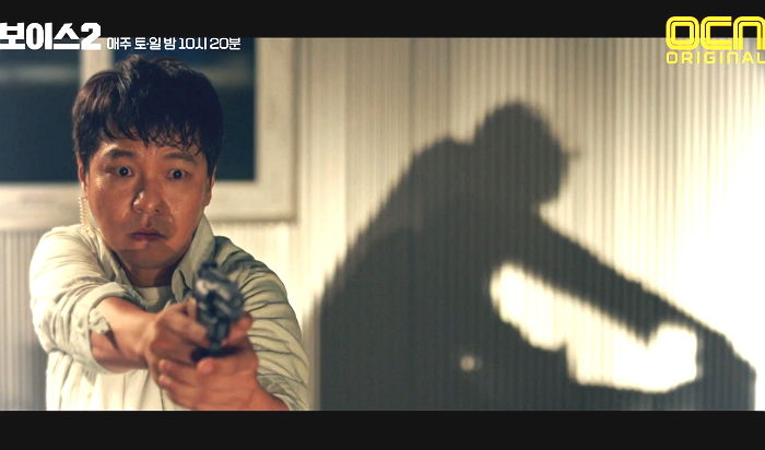 벽돌로 사람 죽이려 했던 ‘끔찍한 과거’ 공개된 ‘사이코패스 형사’ 이진욱