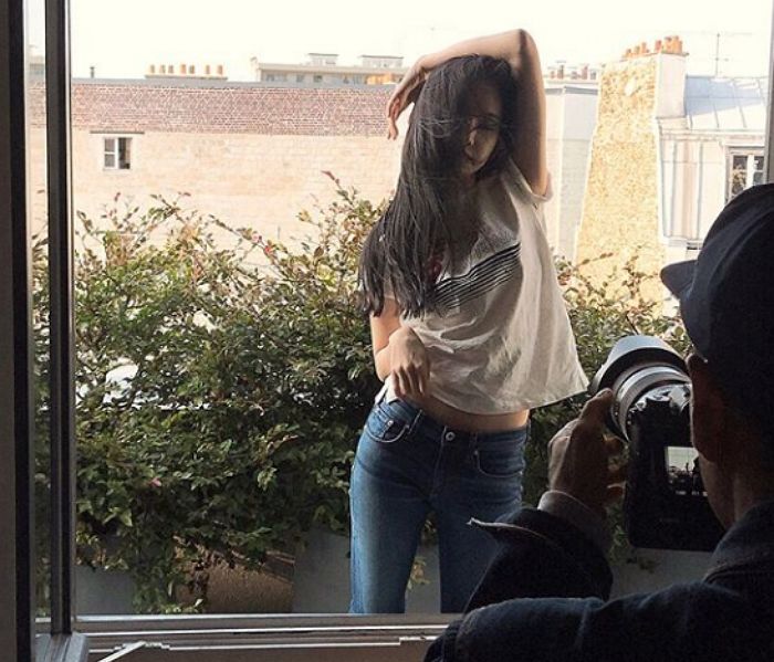 흰 티에 청바지만 입었는데 ‘청순+섹시’ 폭발해버린 ‘몸매장인’ 손나은