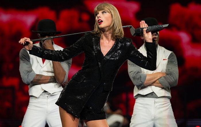 “제발 춤 좀 그만 췄으면 좋겠다”는 소리 듣는 미국 최고의 가수