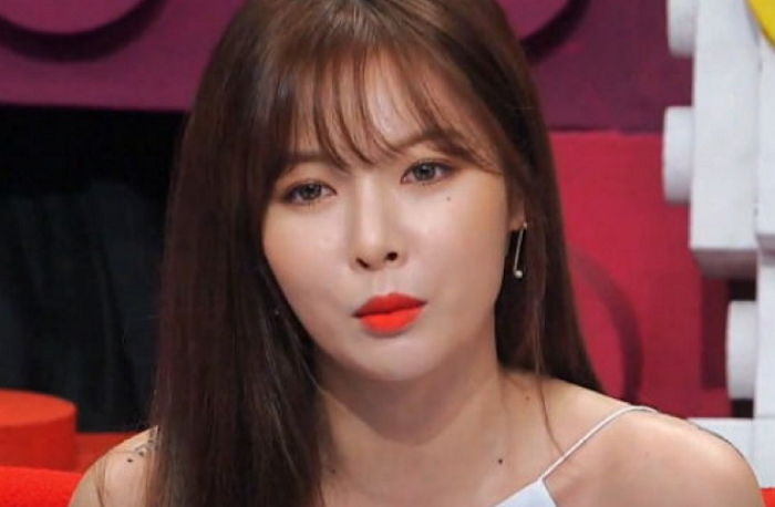 퇴출당하기 이틀 전에도 소속사 후배 ‘펜타곤’ 홍보했던 현아