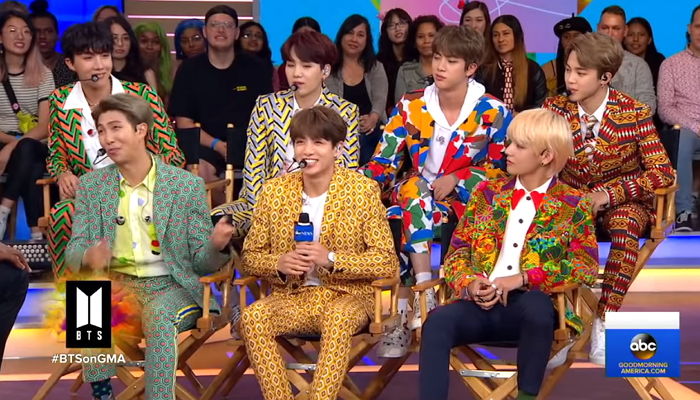 영어 멘트 또박또박 말하는 정국이 귀여워 죽겠는 미국 MC들