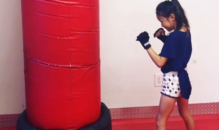 모델 엄마 야노시호 닮은 긴 ‘팔·다리’로 압도적 펀치 실력 뽐낸 추사랑