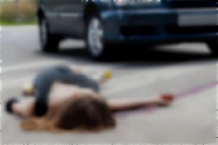 횡단보도 건너다 승용차‧트럭에 연달아 치여 사망한 20대