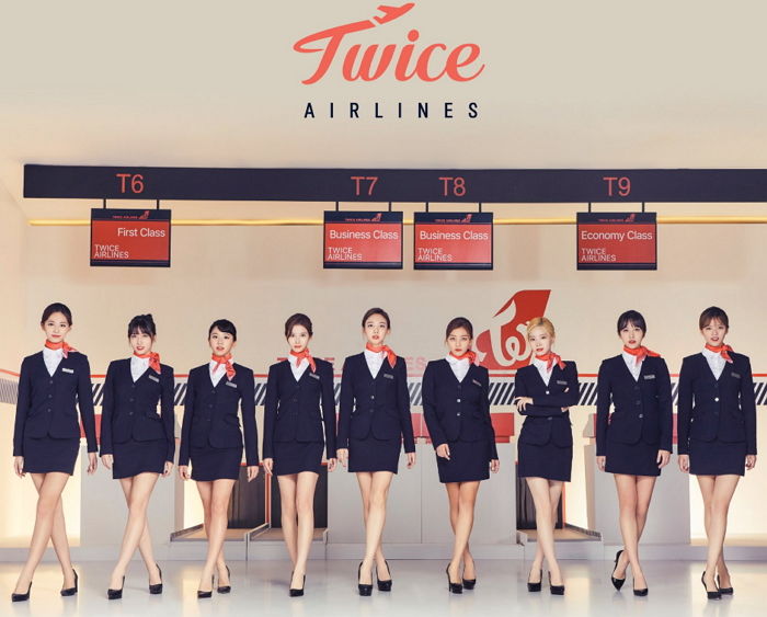 “단아함의 정석”…진짜 ‘승무원’이라고 해도 믿을 것 같은 트와이스 비주얼