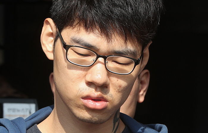 “주변에 있을 법한 얼굴이다” PC방 살인범 김성수 얼굴 보고 충격받은 시민들의 반응