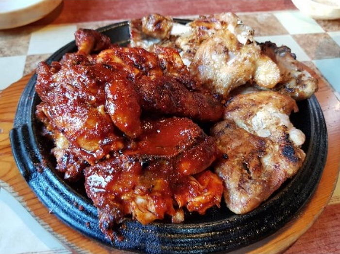 치킨 덕후도 잘 모른다는 ‘경상도+충청도’에만 존재하는 JMT치킨