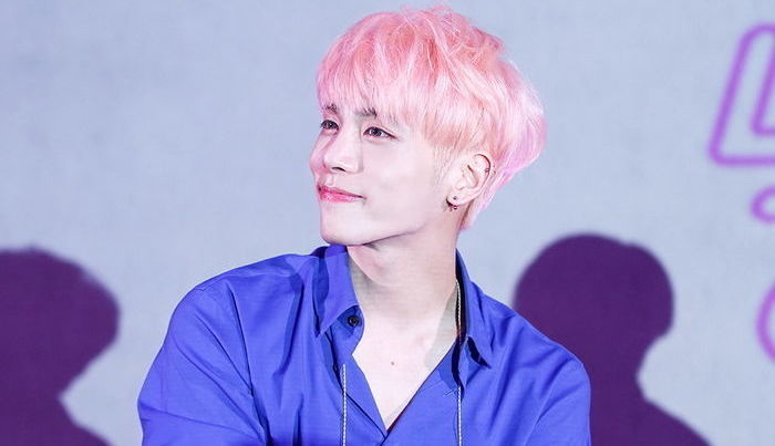 “27살 분홍머리” 故 종현 조롱하는 만화 게재했다가 역풍맞은 스페인 잡지