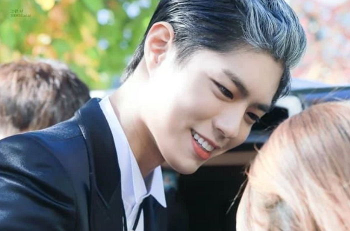 제발 다시 해달라고 난리 난 과거 박보검 ‘몽환+섹시’ 뱀파이어 코스튬