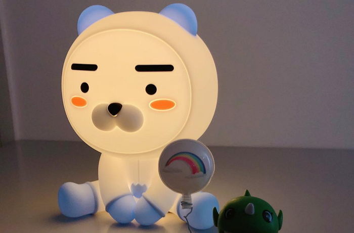 깜깜한 밤 무서워하는 여친에게 선물하면 ‘사랑♥’ 듬뿍 받는 ‘라이언 무드등’