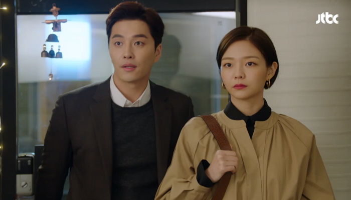 이혼한 남편과 마지막으로 밥 먹는 자리서 서강준 재회한 ‘제3의 매력’ 이솜