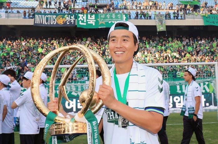 K리그 최다 출전 필드플레이어 신기록 세운 ‘대박이 아빠’ 이동국