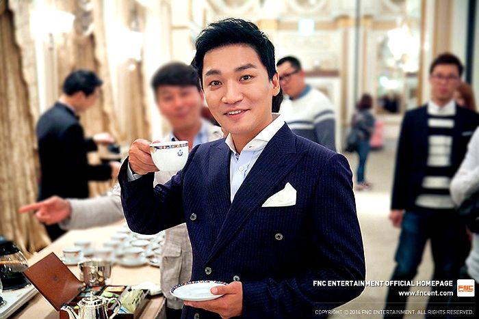 ‘SKY 캐슬’서 푼수기 다분한 의사로 분한 배우 조재윤