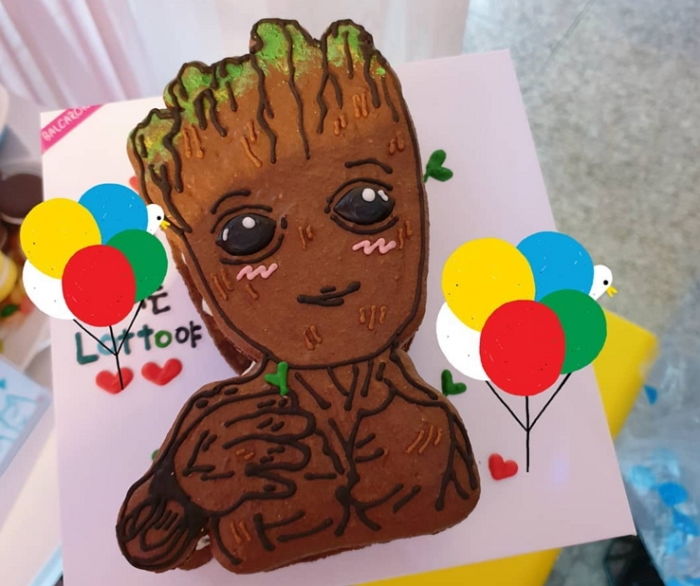 전국 마카롱 덕후 눈 돌아가게 하는 ‘달달+거대’ 마카롱 케이크