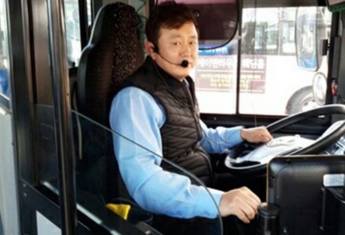 기사가 승객에 “안녕하세요” 안하면 버스회사 최대 ‘120만원’ 벌금폭탄 맞는다