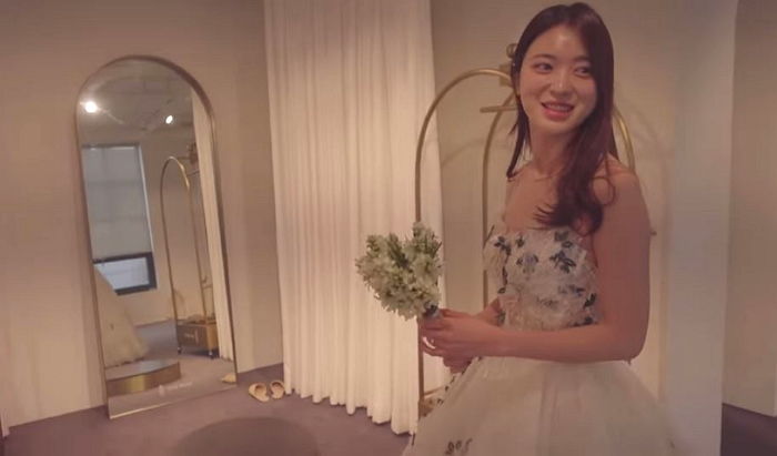 “진짜 예쁘다♥”···웨딩드레스 입은 유혜주 보고 ‘현실 감탄’하는 ‘사랑꾼’ 예비 신랑