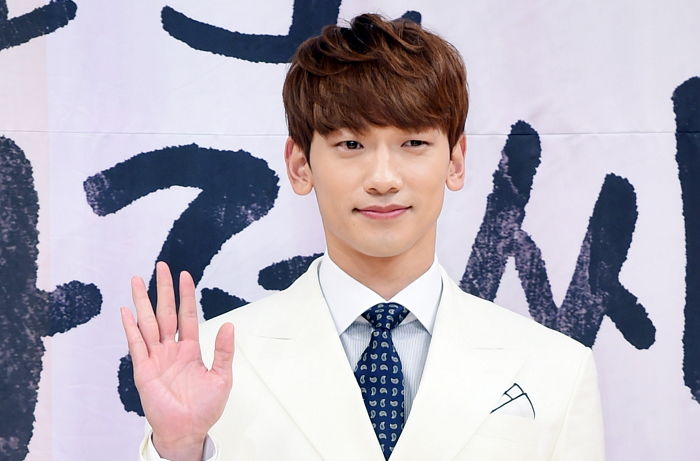 “가수 비 부모가 ‘2,500만원’ 빌린 뒤 갚지 않고 도망쳤습니다”