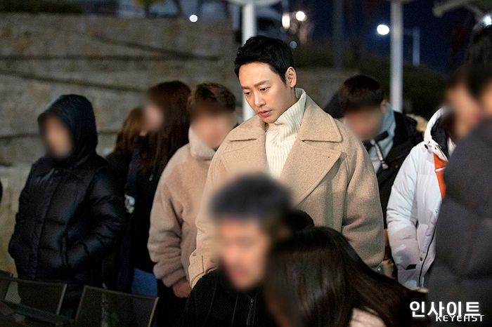 ‘기억’ 잃는 남자 역으로 돌아와 ‘애절한’ 연기 펼치는 김동욱