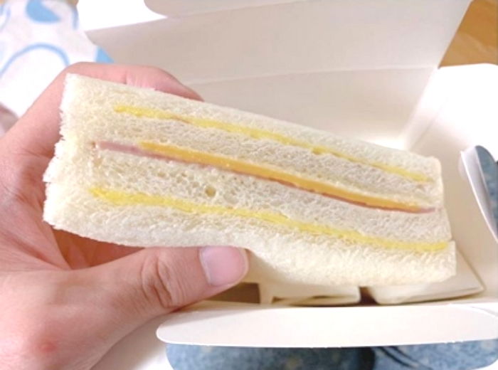 ‘보들보들+촉촉’한 맛으로 일정 바쁜 여행객도 줄 서서 먹게 만드는 대만 샌드위치