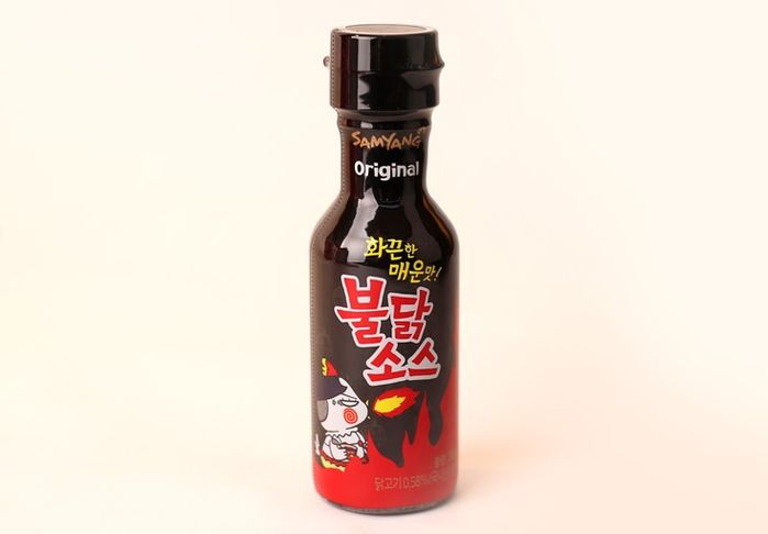 ‘불닭볶음면’의 초강력 매운맛 그대로 담은 ‘불닭 소스’, 정식 출시됐다