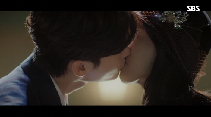 처음이자 마지막 키스하며 ‘동반자살’ 선택한 이종석♥신혜선